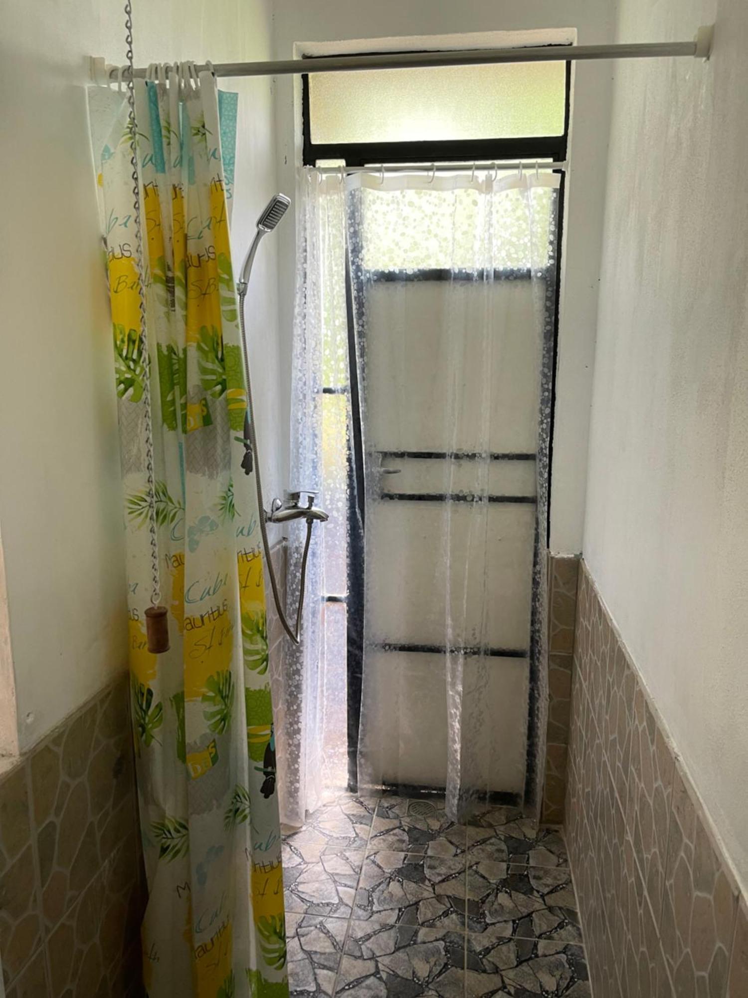 Kowlessur Residence Surinam エクステリア 写真